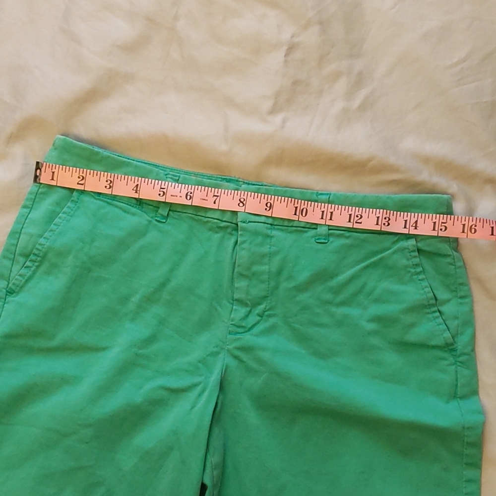 Women's Gap Bermuda Shorts - Picture 4 of 7